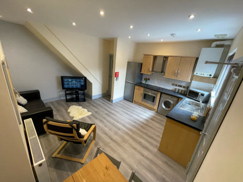 Kitchen/Lounge